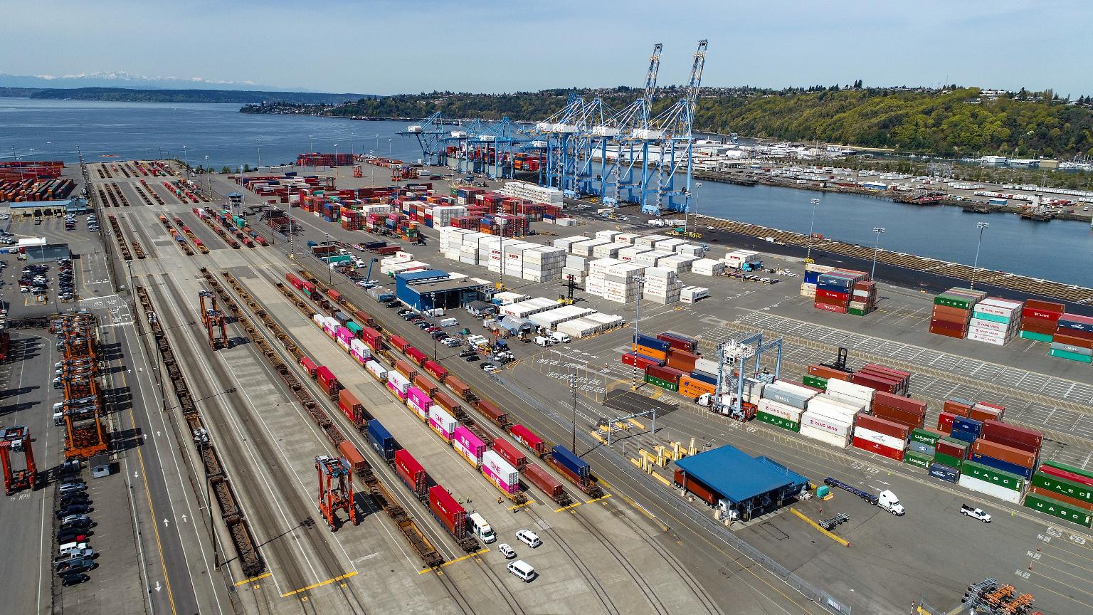 West Ports TR Main | LR