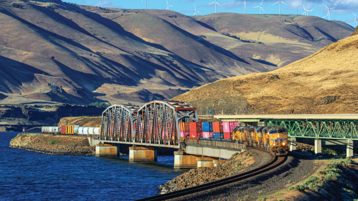 Train going over a bridge service commitment | M